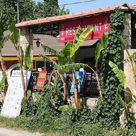 Hotel Basri